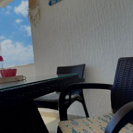 Pine&Sea Beach Retreat Sveti Stefan Esterno foto