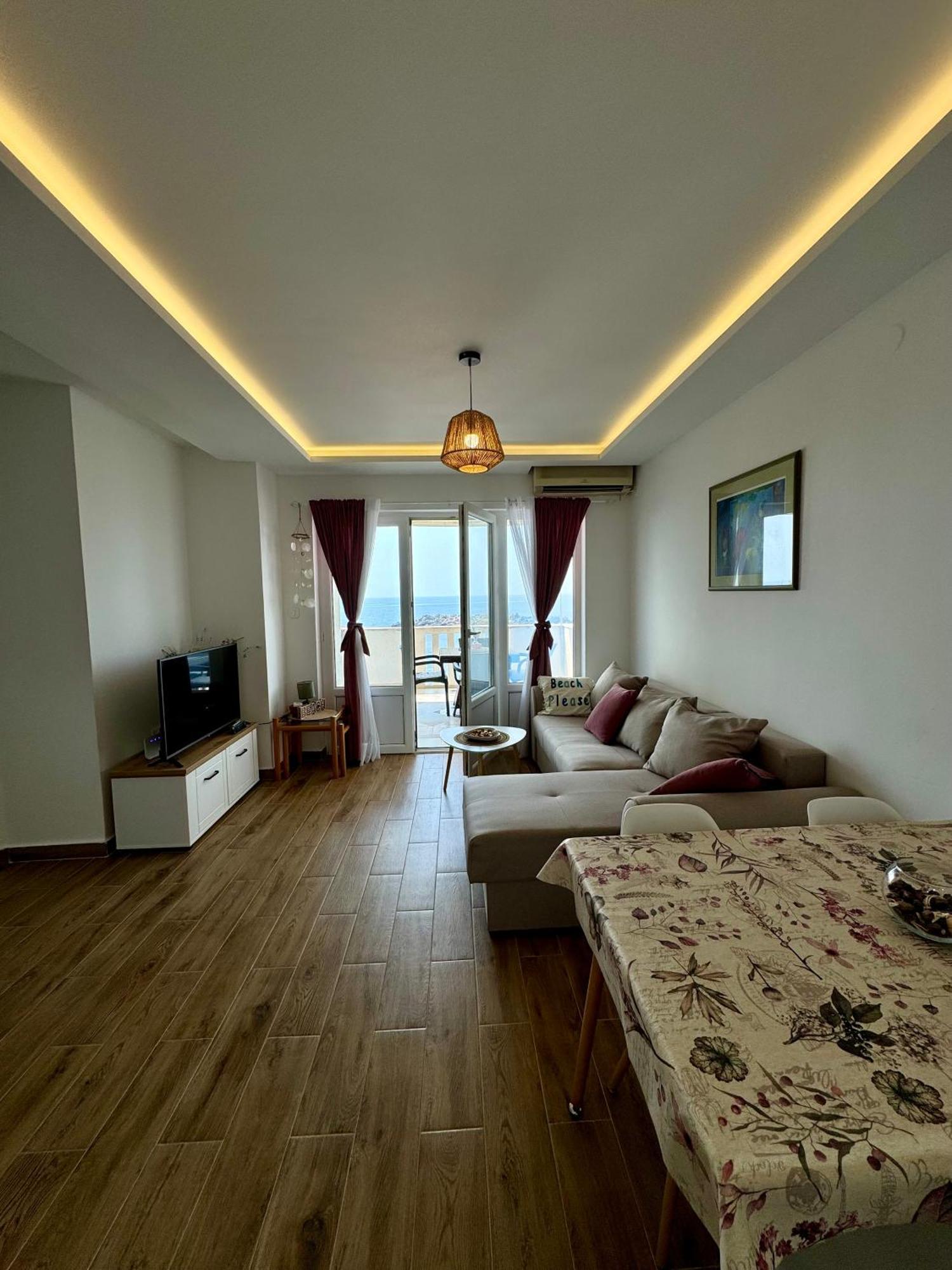 Pine&Sea Beach Retreat Sveti Stefan Esterno foto