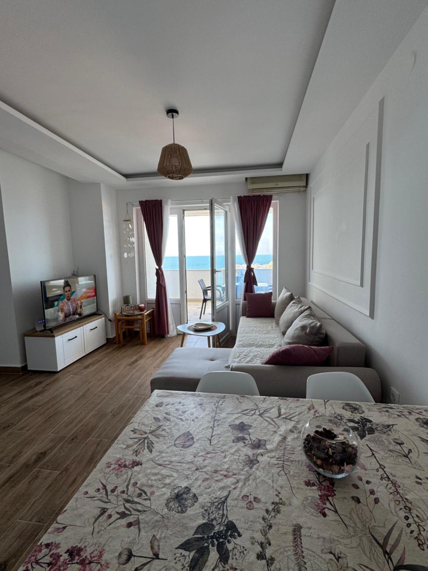 Pine&Sea Beach Retreat Sveti Stefan Esterno foto